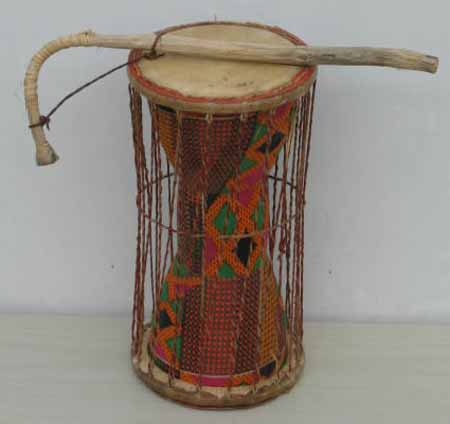 Les instruments de MUSIQUE en AFRIQUELes instruments de MUSIQUE en AFRIQUE  